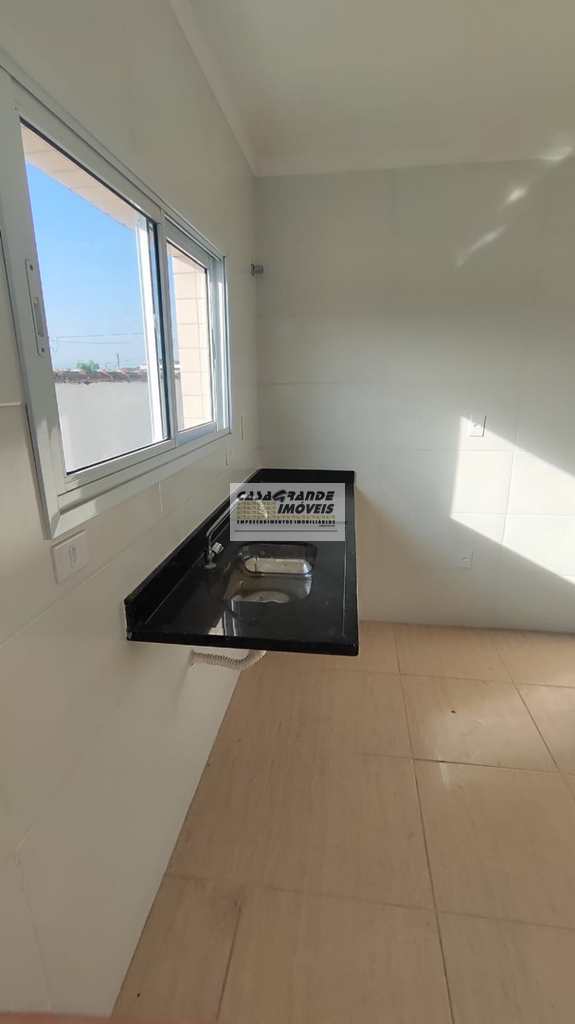 Casa de Condomínio em Praia Grande, no bairro Real
