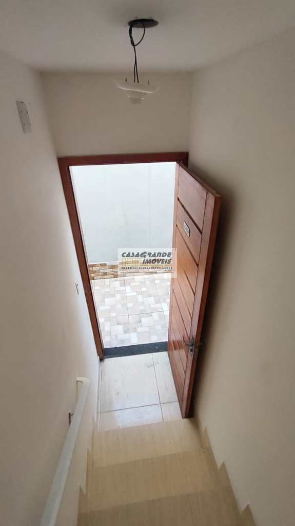 Casa de Condomínio em Praia Grande, no bairro Real