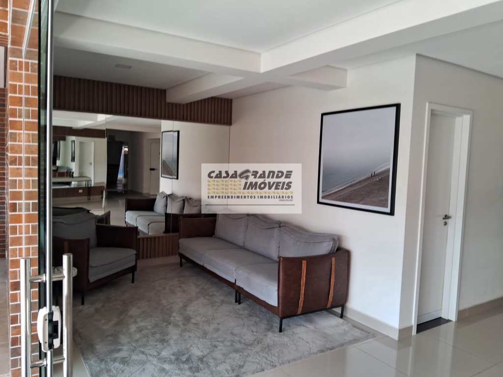 Apartamento em Praia Grande, no bairro Caiçara