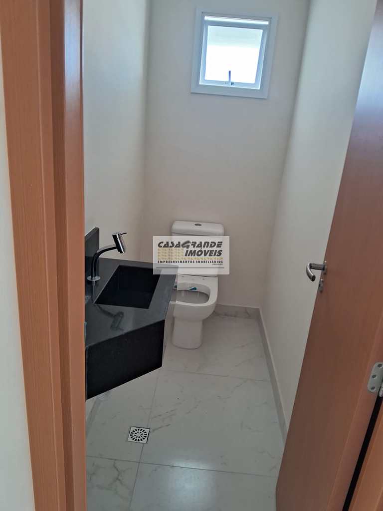Apartamento em Praia Grande, no bairro Caiçara