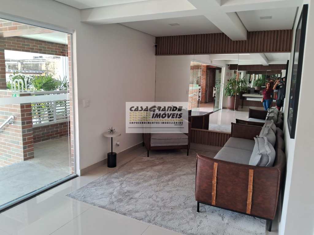 Apartamento em Praia Grande, no bairro Caiçara