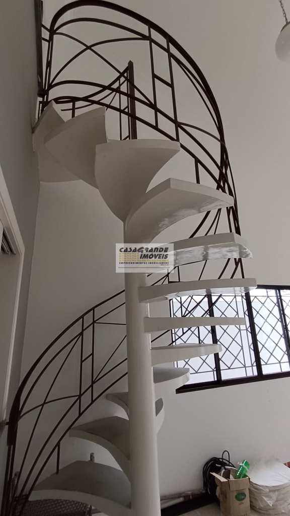 Casa em Praia Grande, no bairro Maracanã