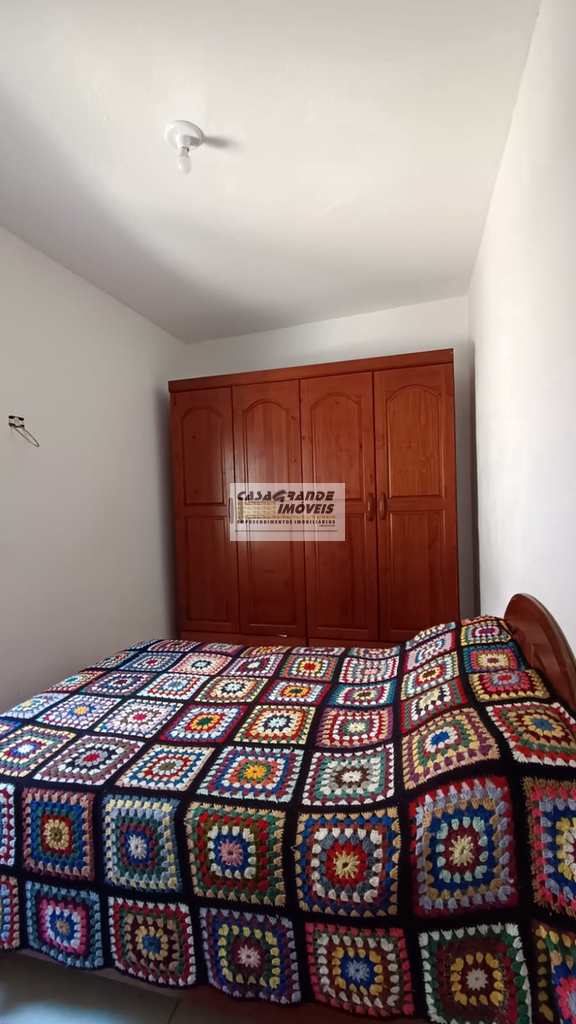 Casa em Praia Grande, no bairro Balneário Maracanã