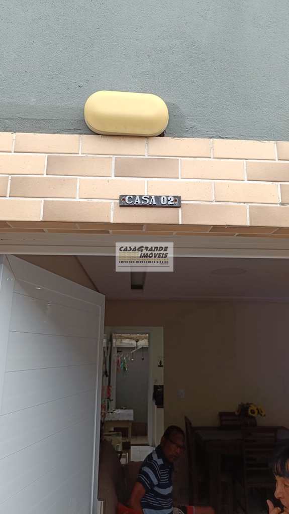 Casa de Condomínio em Praia Grande, no bairro Maracanã