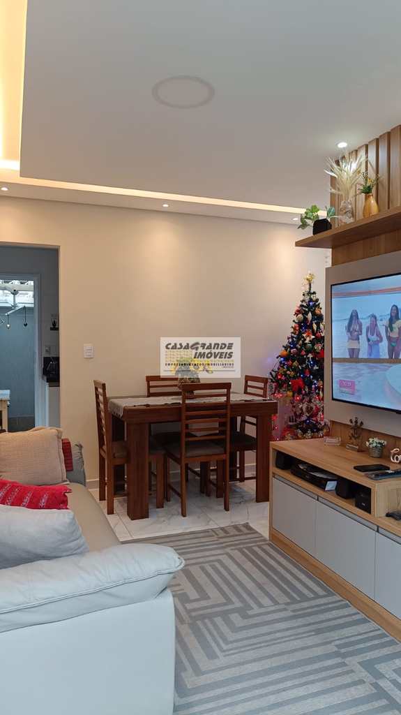 Casa de Condomínio em Praia Grande, no bairro Maracanã