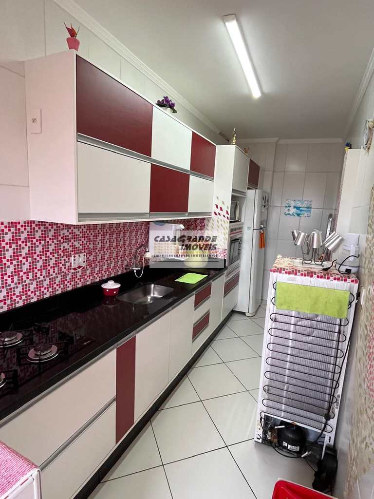 Apartamento em Praia Grande, no bairro Tupi