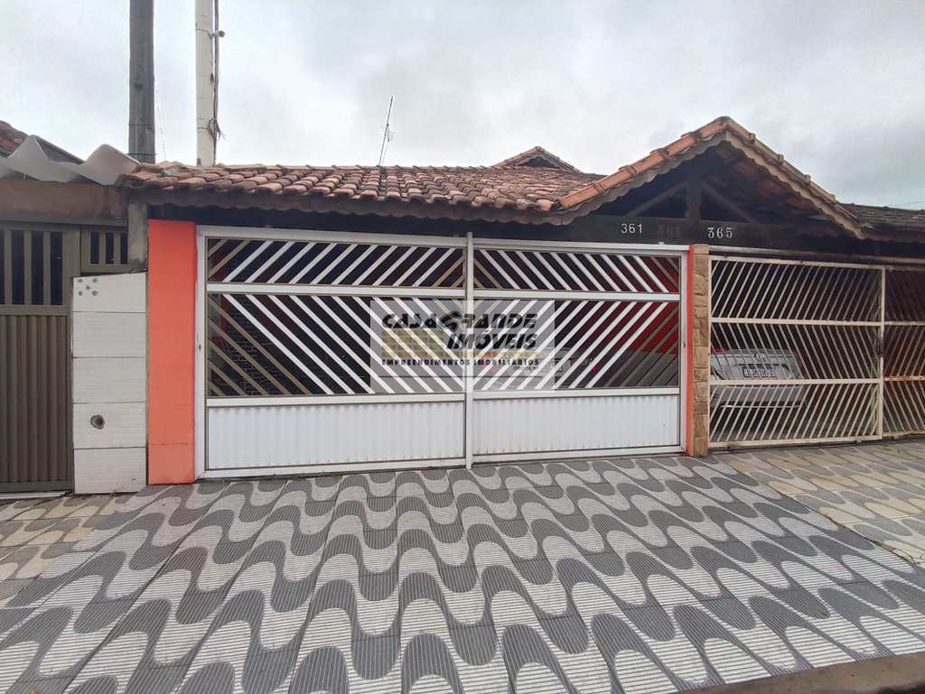 Casa em Praia Grande, no bairro Maracanã