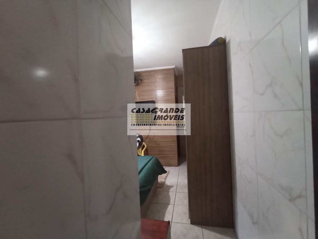 Casa em Praia Grande, no bairro Maracanã