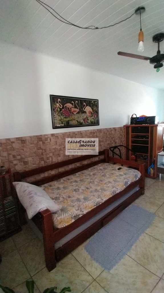 Kitnet em Praia Grande, no bairro Caiçara