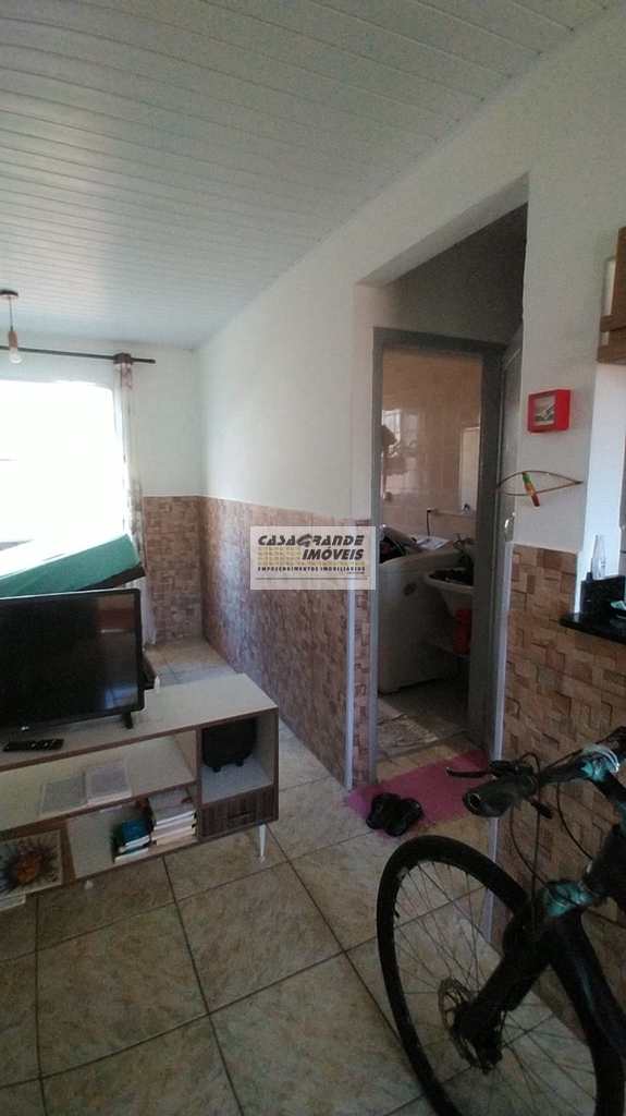 Kitnet em Praia Grande, no bairro Caiçara