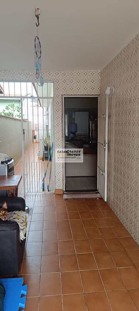 Casa em Praia Grande, no bairro Solemar