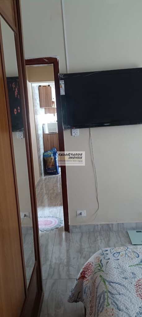 Casa em Praia Grande, no bairro Solemar