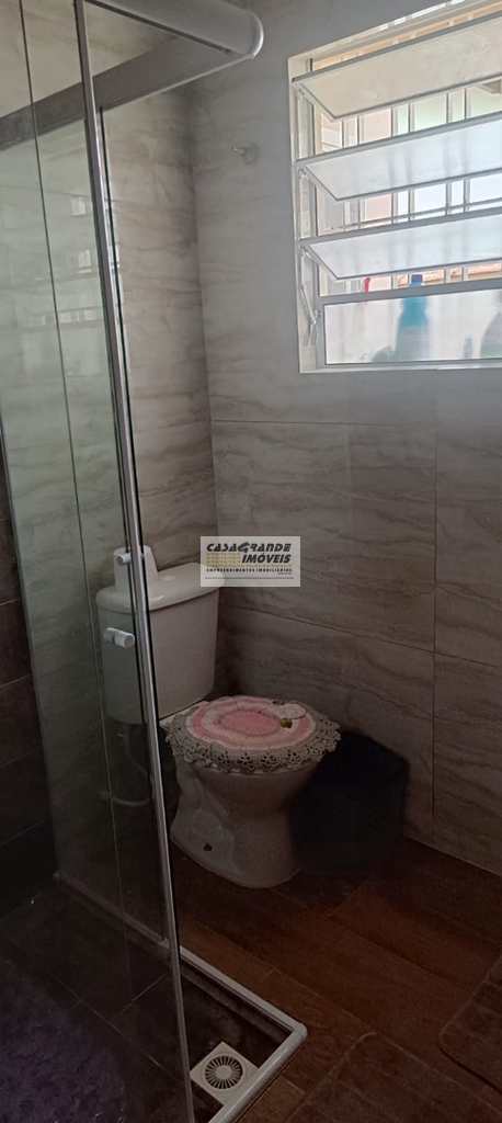Casa em Praia Grande, no bairro Solemar