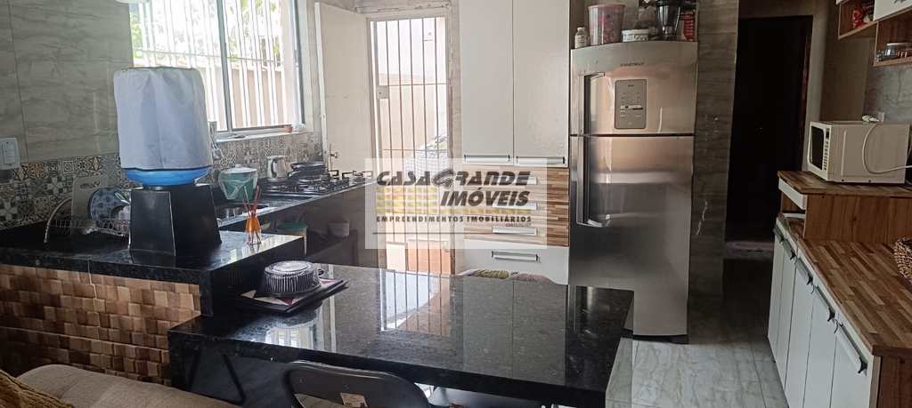 Casa em Praia Grande, no bairro Solemar