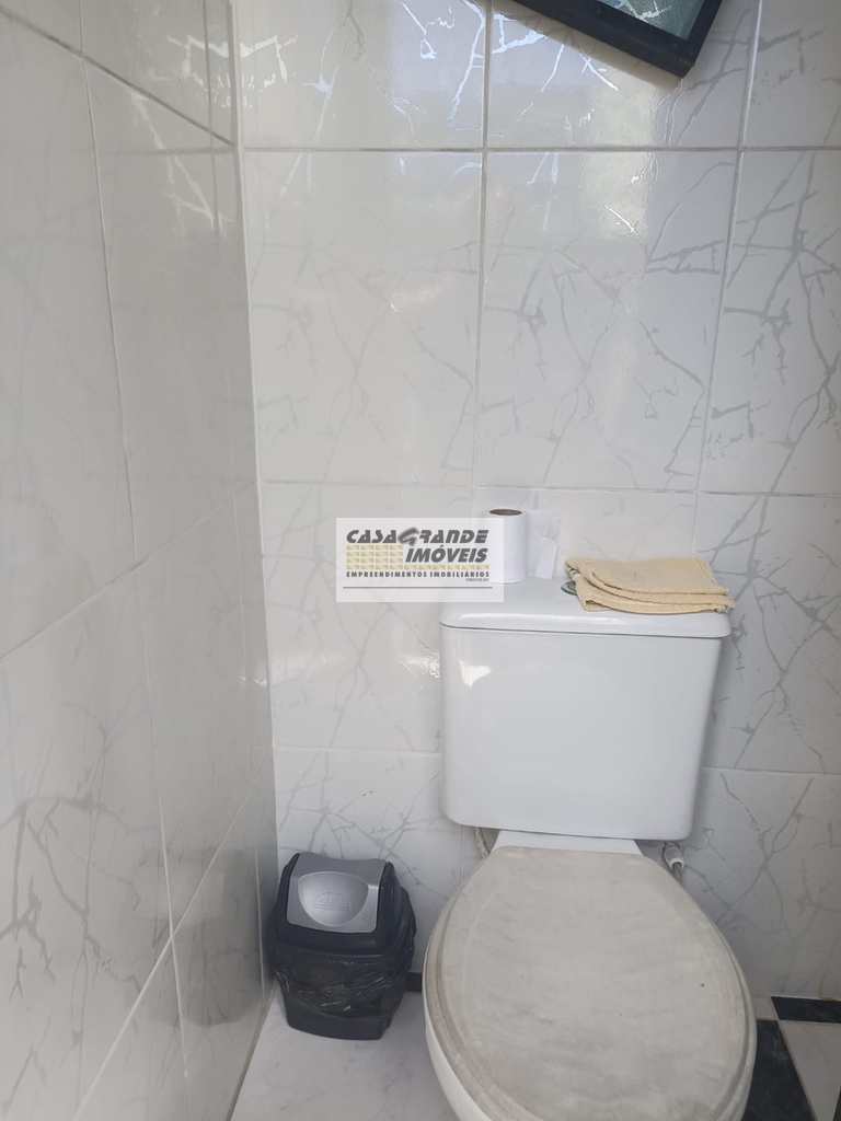 Casa em Praia Grande, no bairro Real
