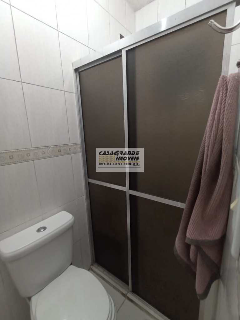 Casa em Praia Grande, no bairro Real