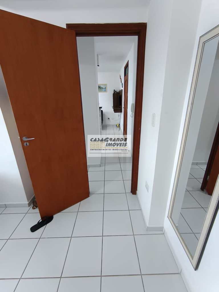 Apartamento em Praia Grande, no bairro Caiçara
