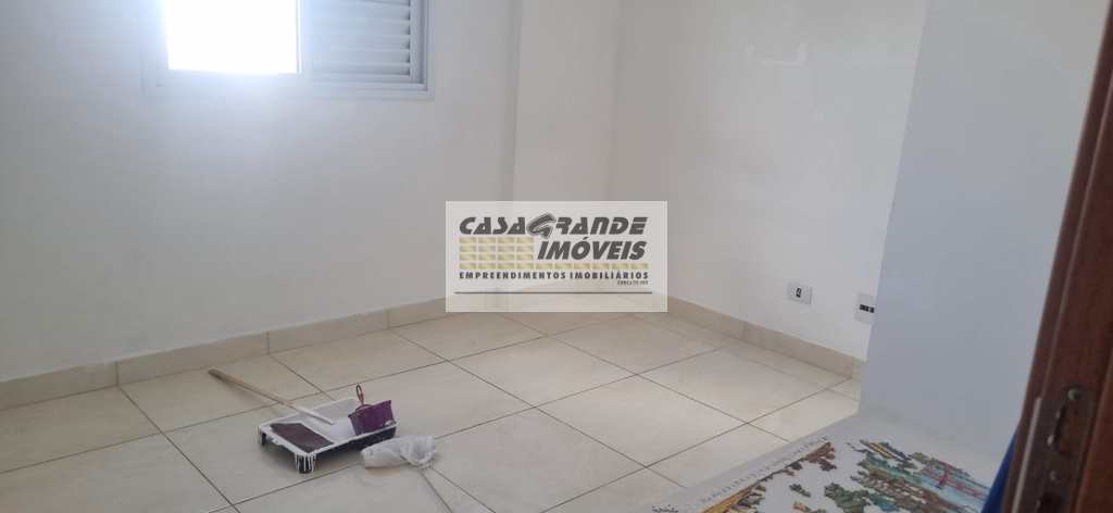 Apartamento em Praia Grande, no bairro Mirim