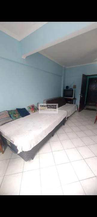 Kitnet em Praia Grande, no bairro Balneário Maracanã