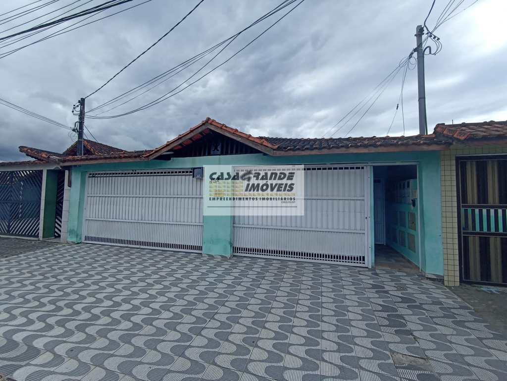 Casa de Condomínio em Praia Grande, no bairro Maracanã
