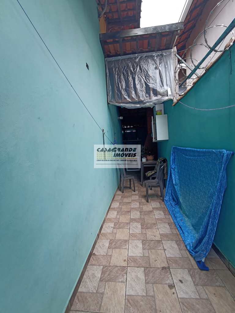 Casa de Condomínio em Praia Grande, no bairro Maracanã
