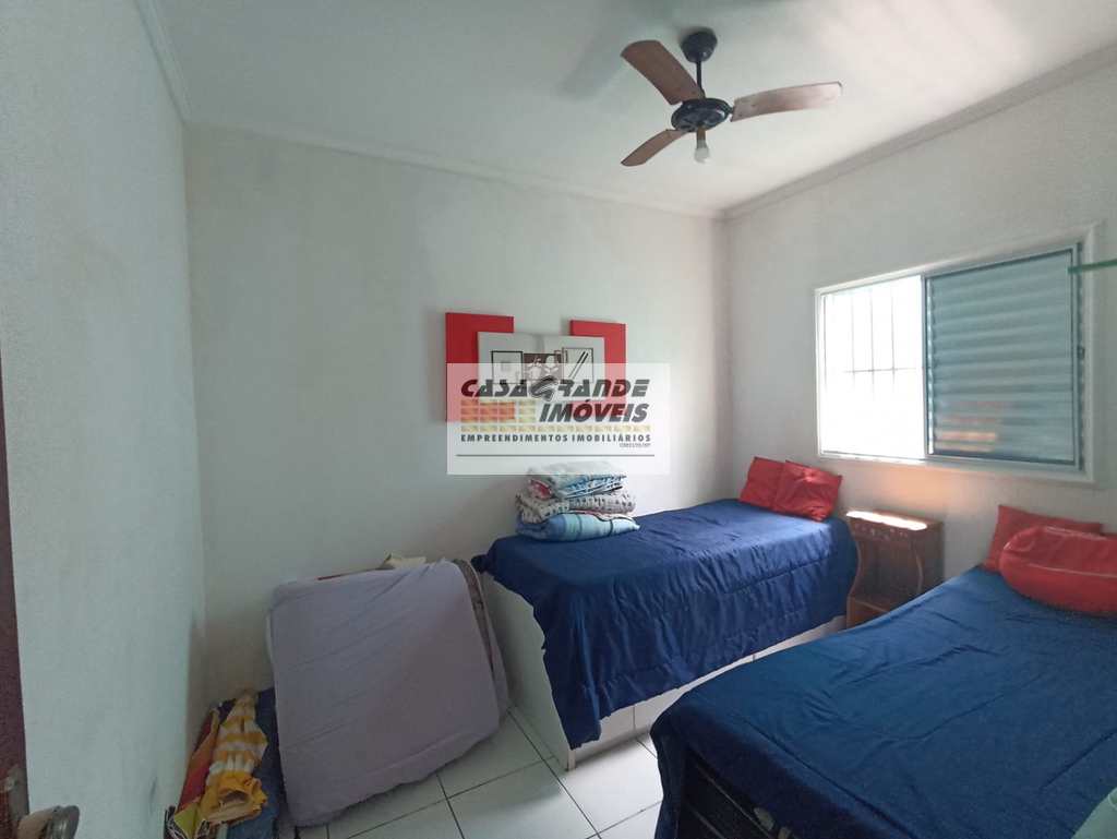 Casa de Condomínio em Praia Grande, no bairro Maracanã
