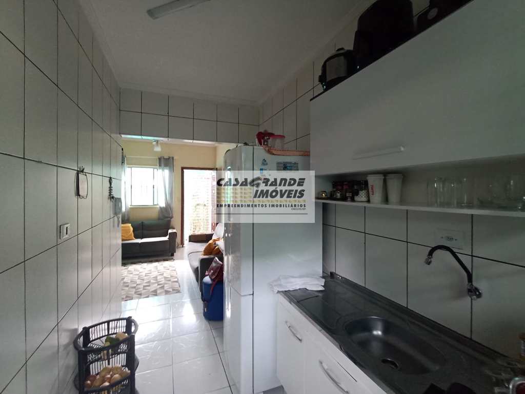 Casa de Condomínio em Praia Grande, no bairro Maracanã
