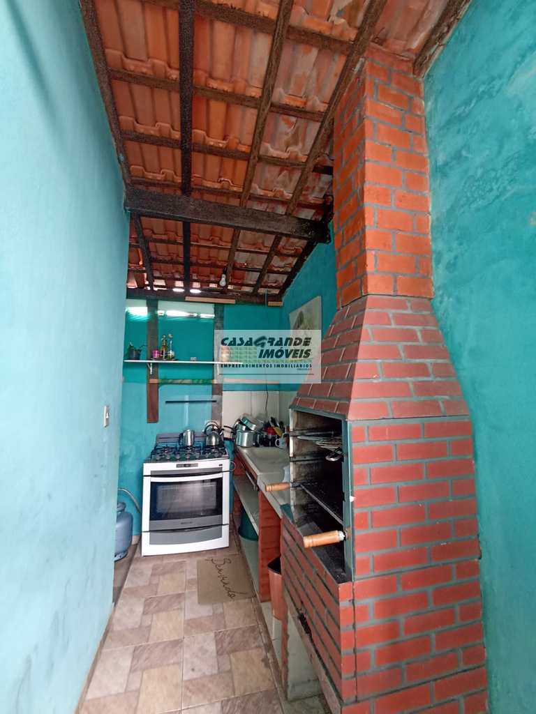 Casa de Condomínio em Praia Grande, no bairro Maracanã