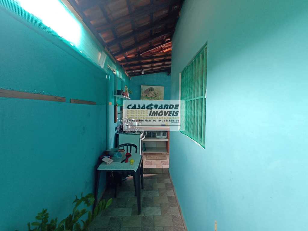 Casa de Condomínio em Praia Grande, no bairro Maracanã