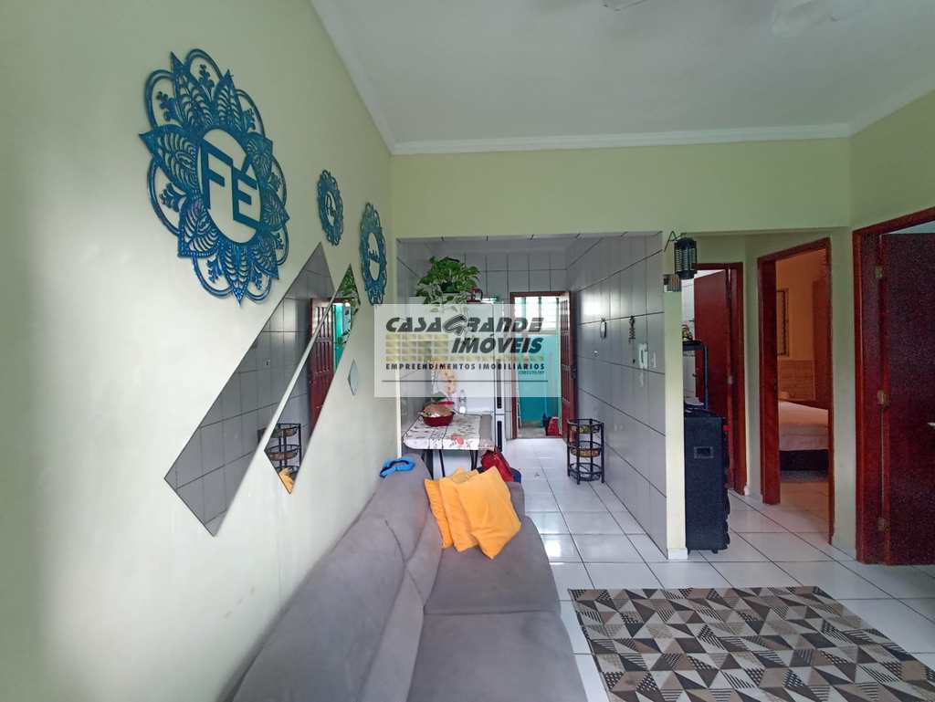 Casa de Condomínio em Praia Grande, no bairro Maracanã