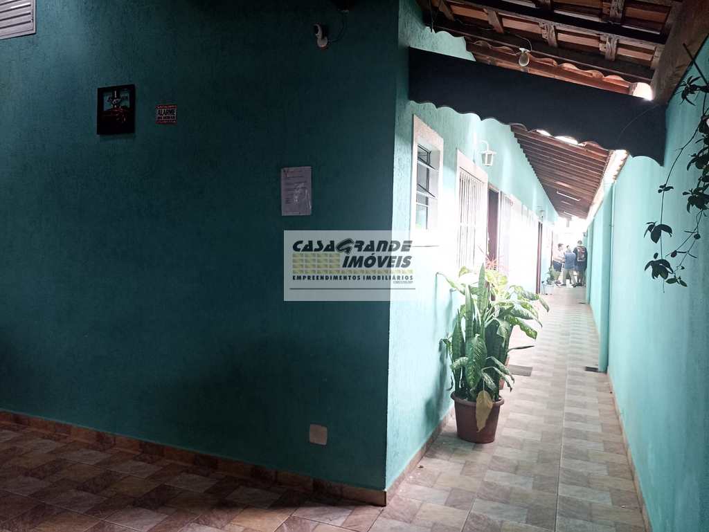 Casa de Condomínio em Praia Grande, no bairro Maracanã