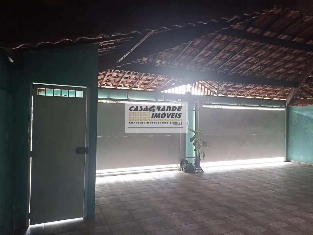 Casa de Condomínio em Praia Grande, no bairro Maracanã