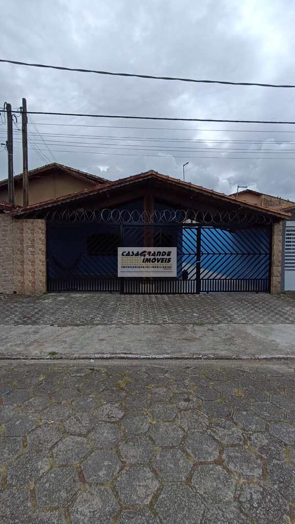 Casa em Praia Grande, no bairro Maracanã