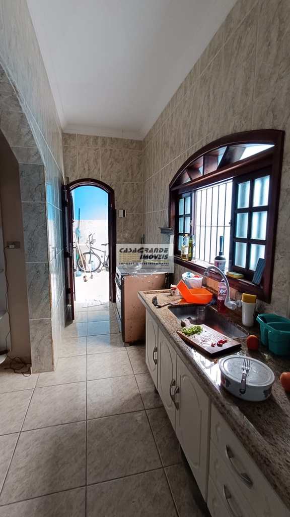 Casa em Praia Grande, no bairro Maracanã