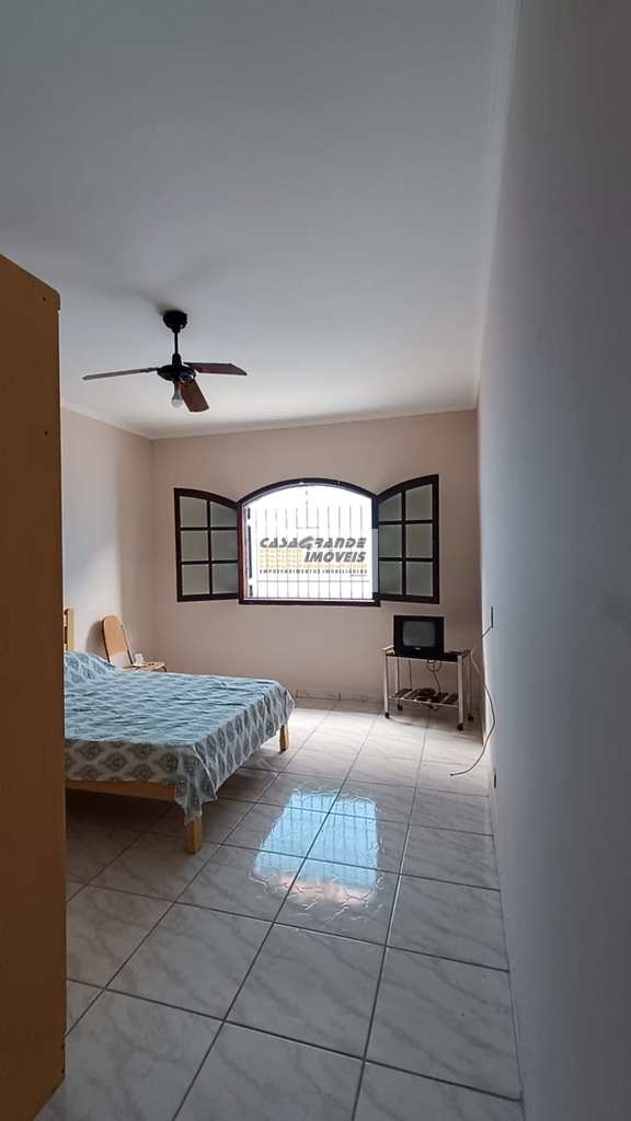 Casa em Praia Grande, no bairro Maracanã