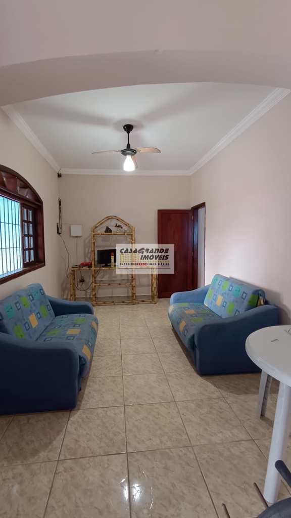 Casa em Praia Grande, no bairro Maracanã