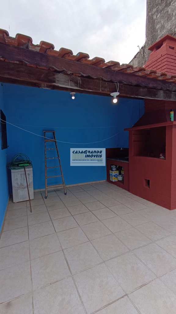Casa em Praia Grande, no bairro Maracanã