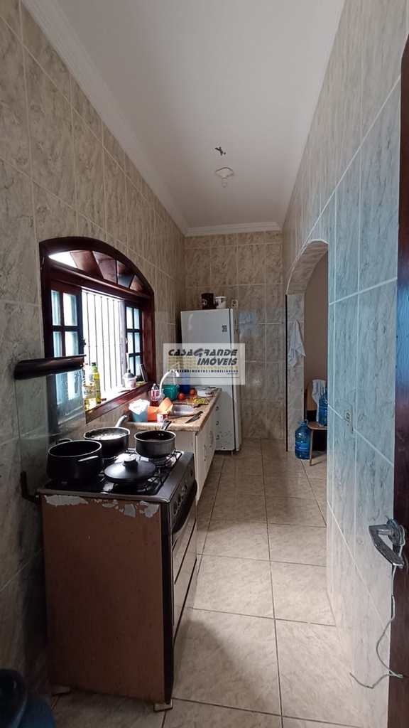 Casa em Praia Grande, no bairro Maracanã