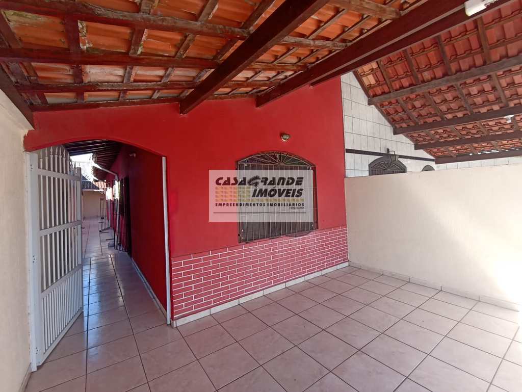 Casa em Praia Grande, no bairro Balneário Maracanã