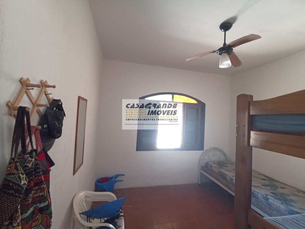 Casa em Praia Grande, no bairro Balneário Maracanã