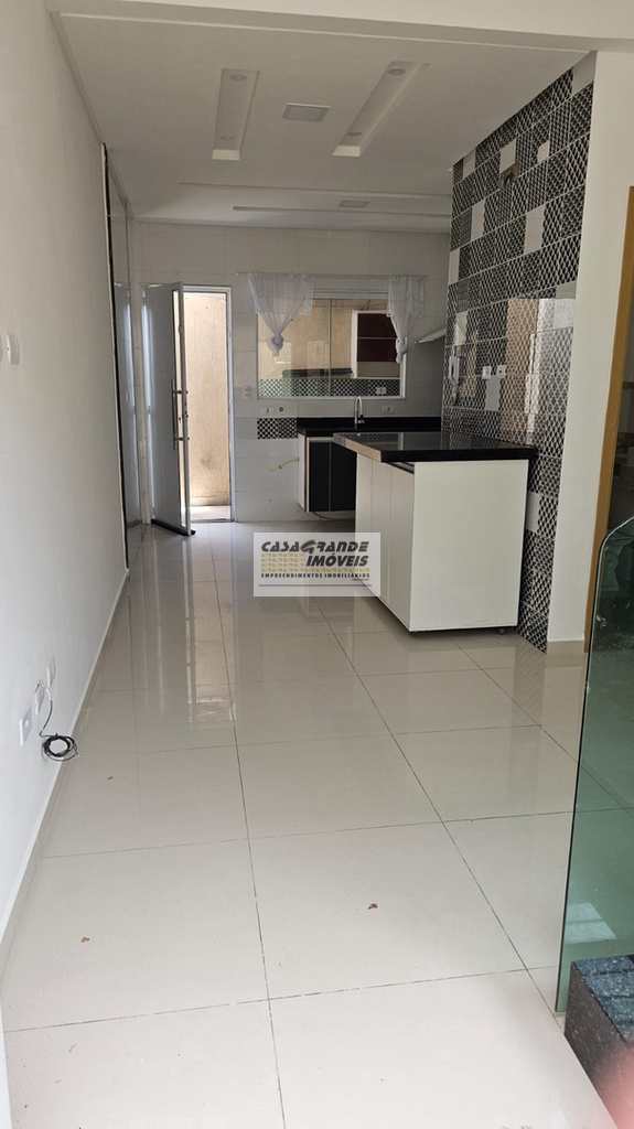 Casa de Condomínio em Praia Grande, no bairro Caiçara