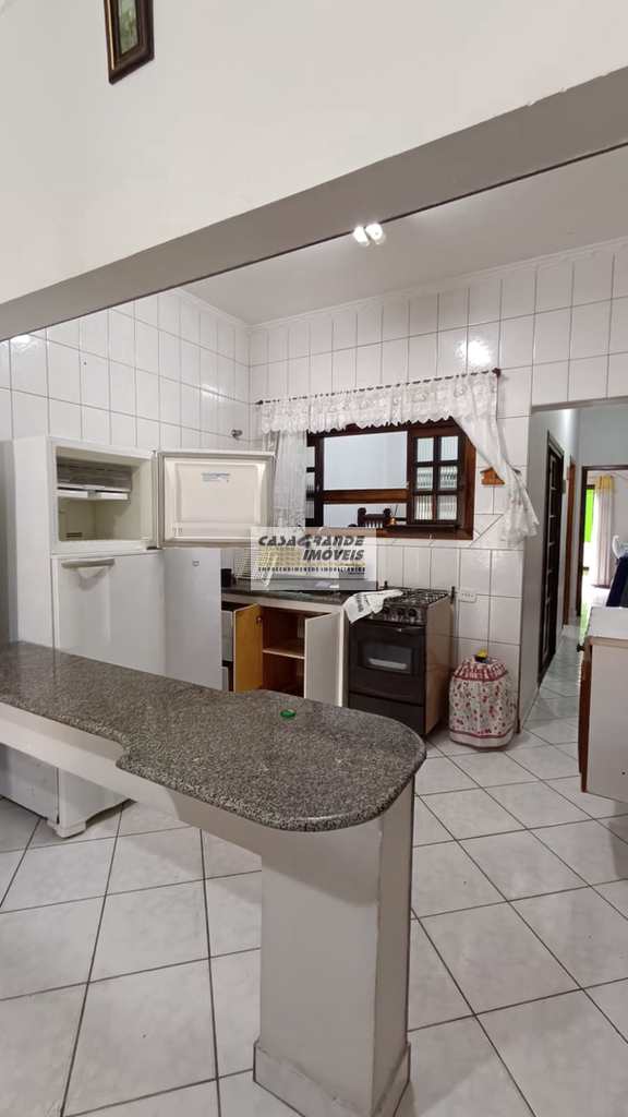Casa em Praia Grande, no bairro Maracanã