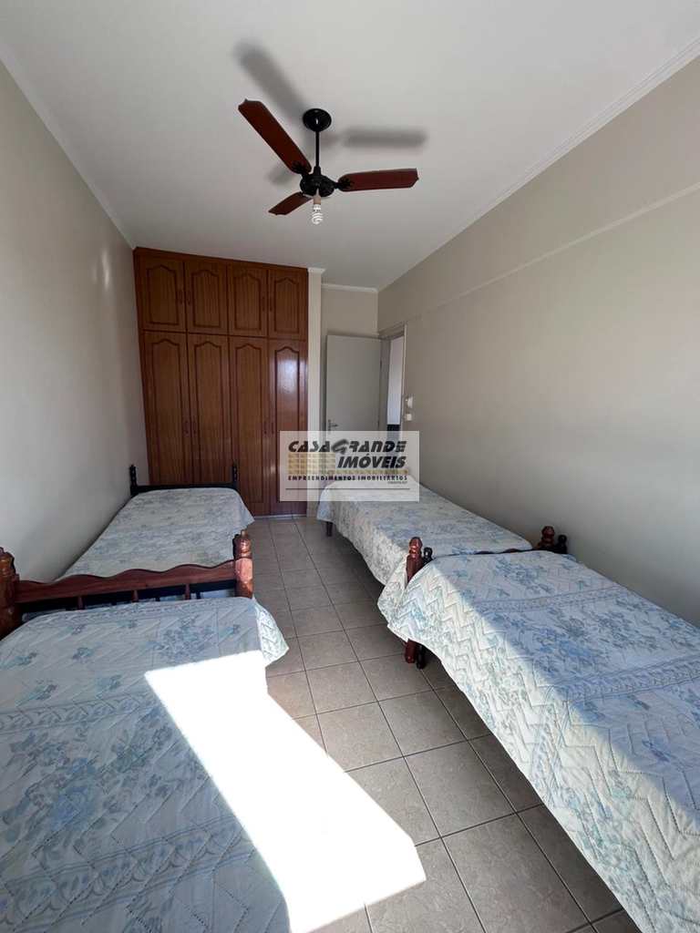 Apartamento em Praia Grande, no bairro Tupi