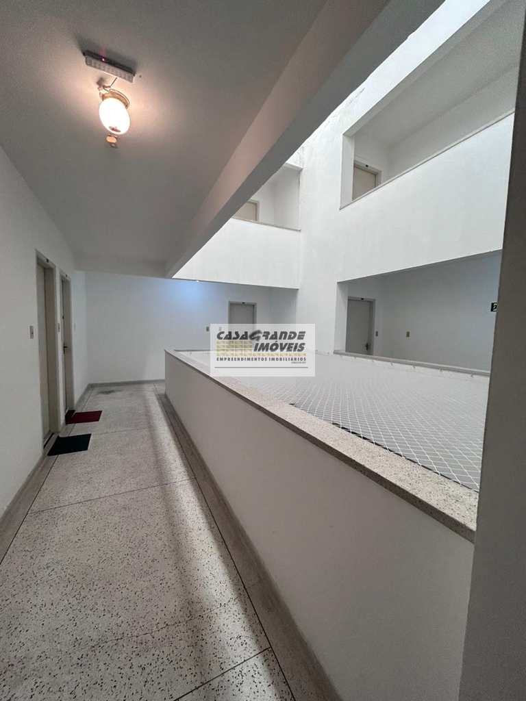 Apartamento em Praia Grande, no bairro Tupi