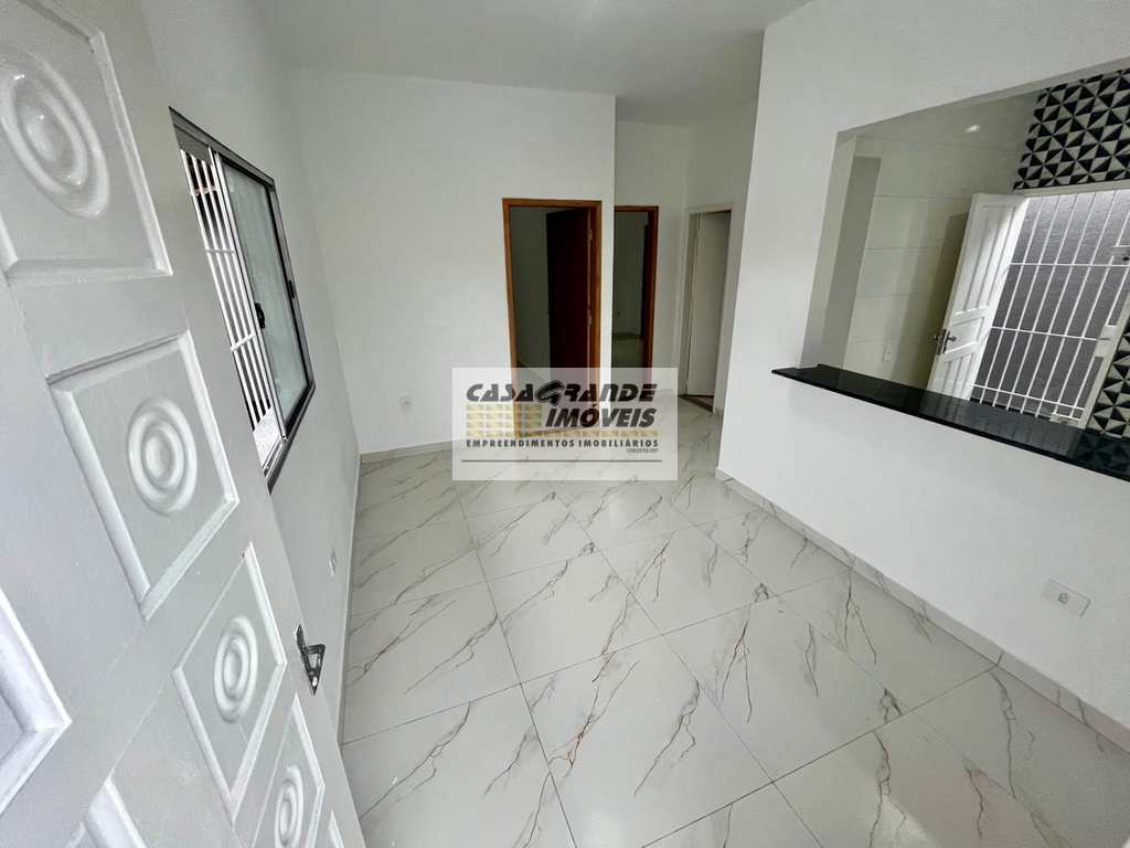 Casa em Praia Grande, no bairro Maracanã