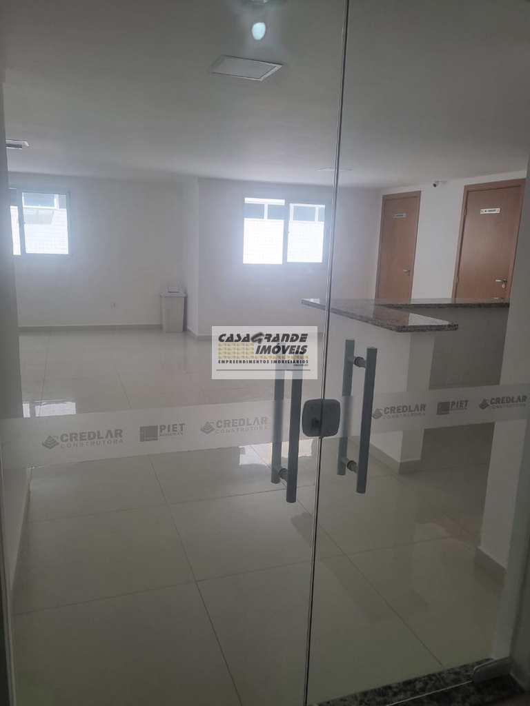 Apartamento em Praia Grande, no bairro Guilhermina