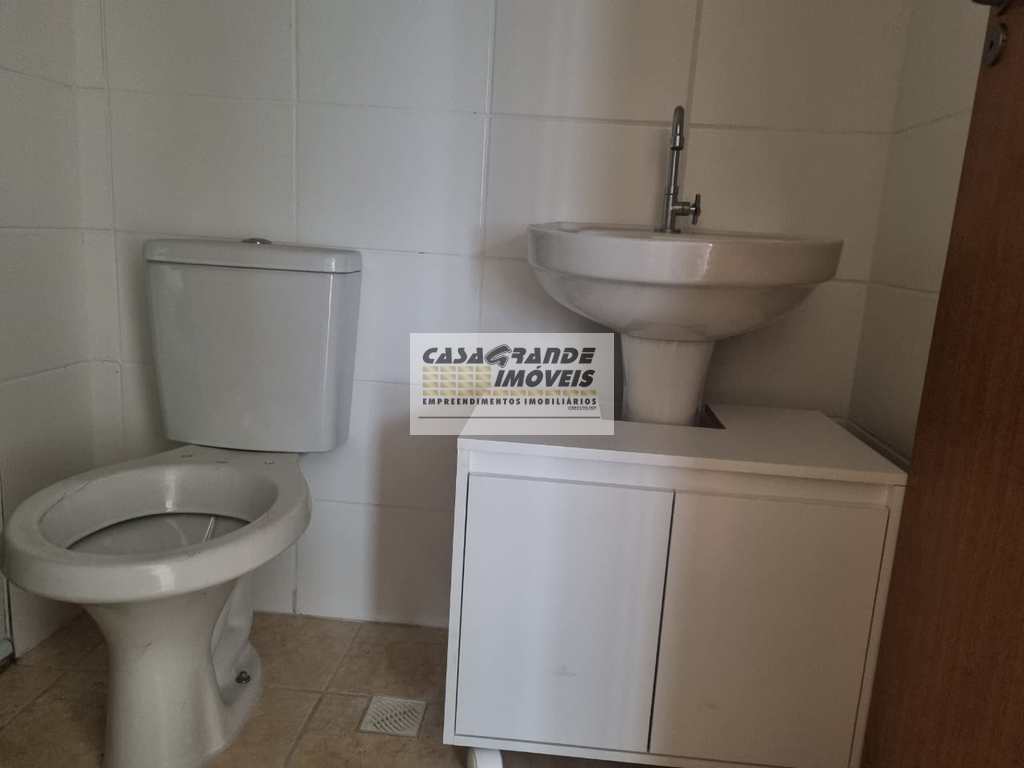 Apartamento em Praia Grande, no bairro Guilhermina