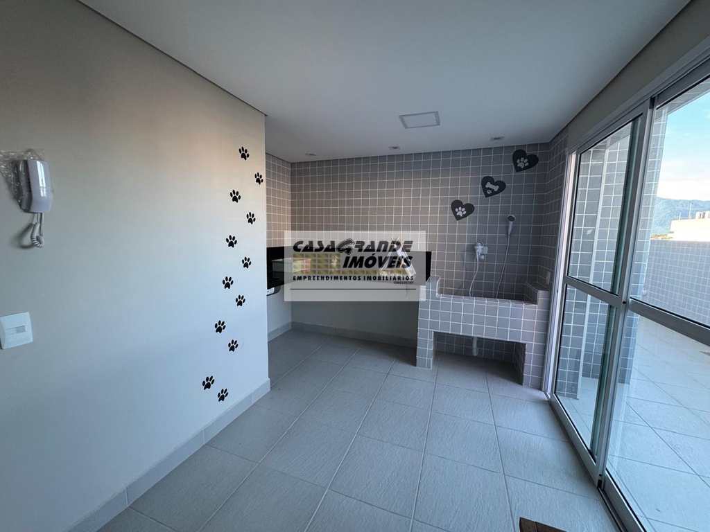 Apartamento em Praia Grande, no bairro Caiçara
