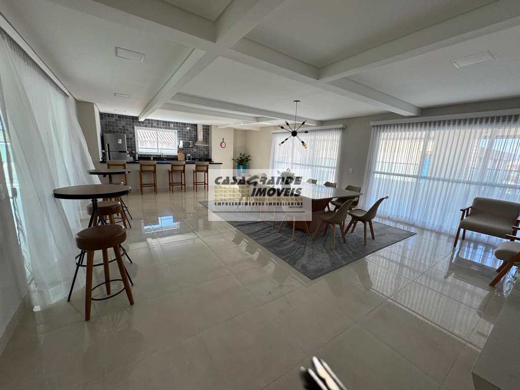 Apartamento em Praia Grande, no bairro Caiçara