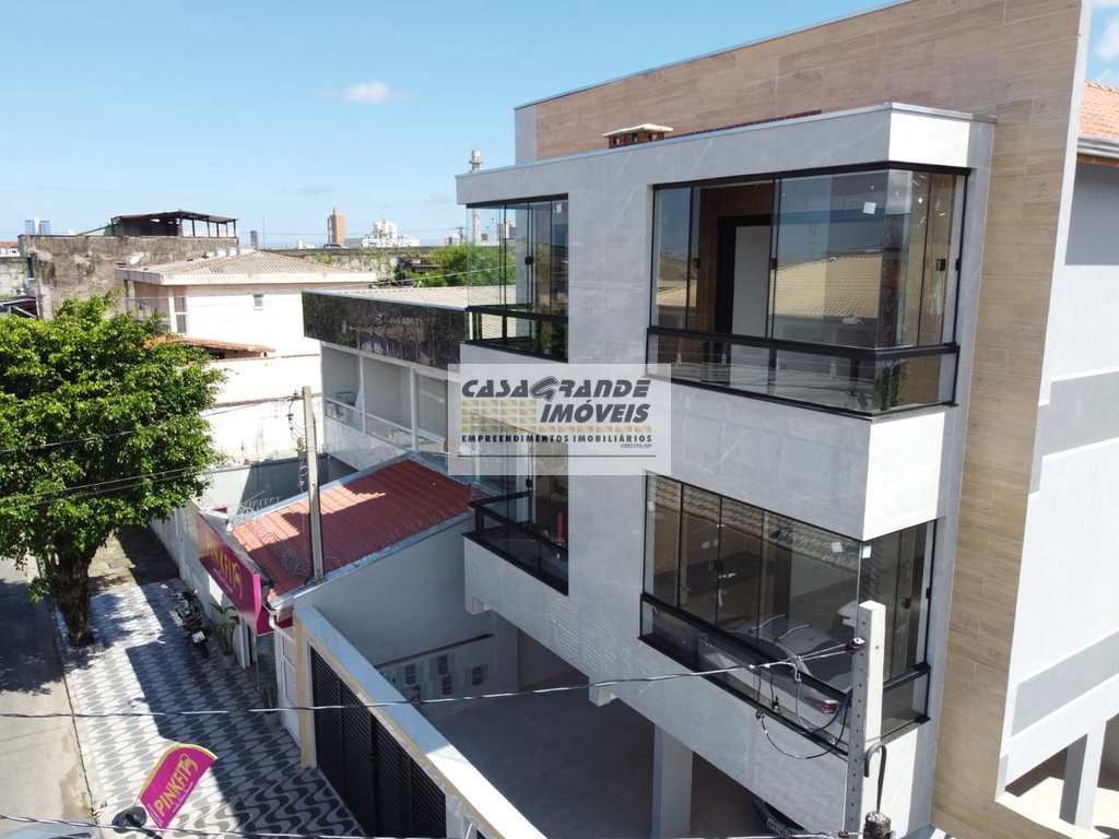 Casa de Condomínio em Praia Grande, no bairro Samambaia
